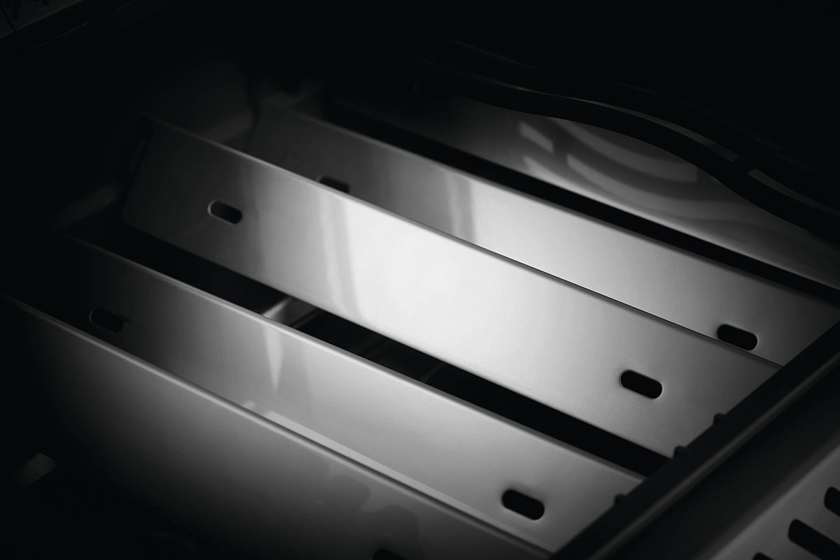 Napoleon Rogue XT 525 SIB Natural Gas Grill – view 3