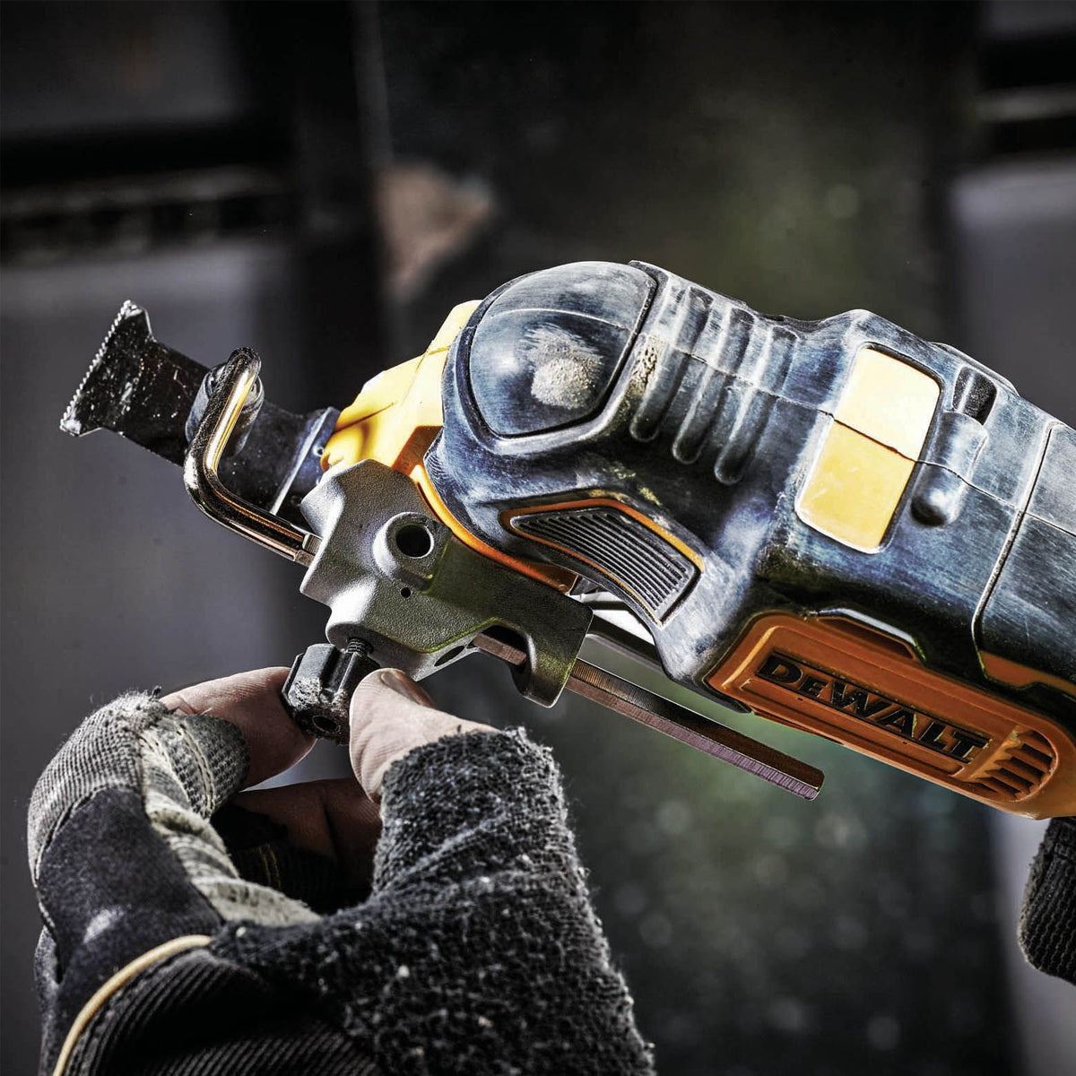 DEWALT 20V MAX XR 10 Tool Combo Kit with 3 x 5.0Ah Batteries, Charger & ToughSystem Box (DCKT4T10P4) – view 13